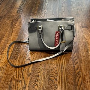 Brand new. Never used. Still has tags.